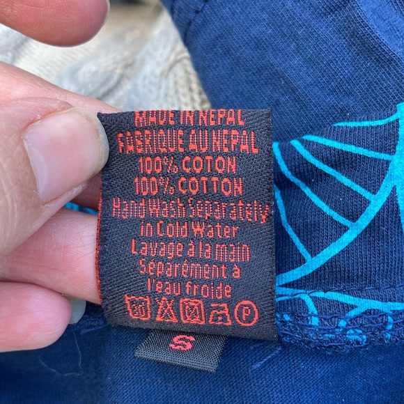 Aller Simplement v-necked blue dress stitches and print on flowers/design sz. S - Picture 8 of 8